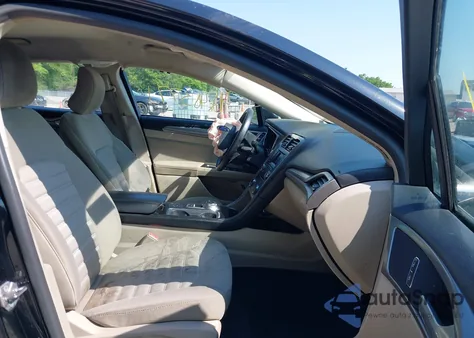 2017 Ford Fusion Hybrid Se z USA, uszkodzony, nr VIN 3FA6P0LU5HR344879